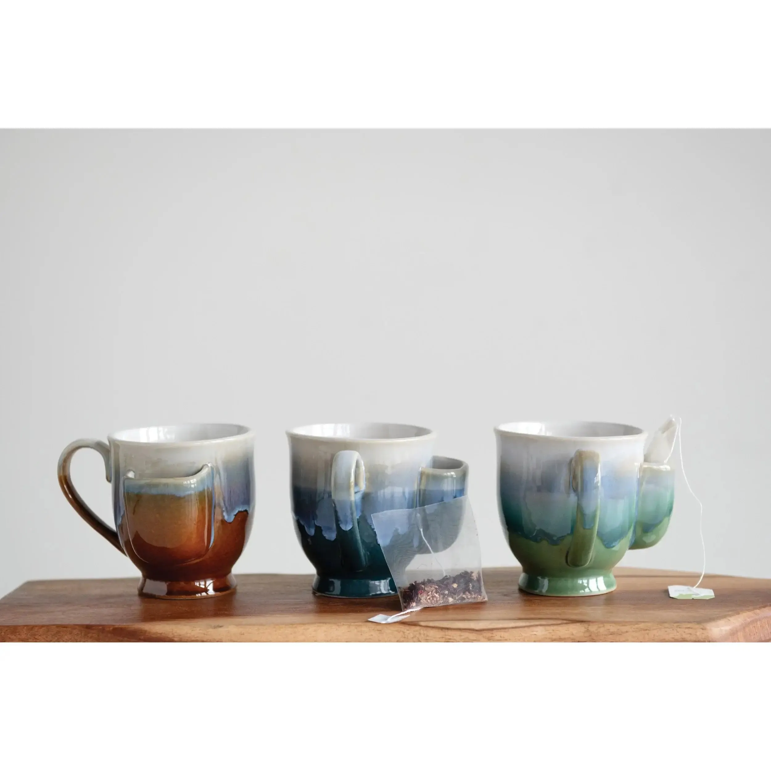 STONEWARE MUG WITH TEA BAG HOLDER