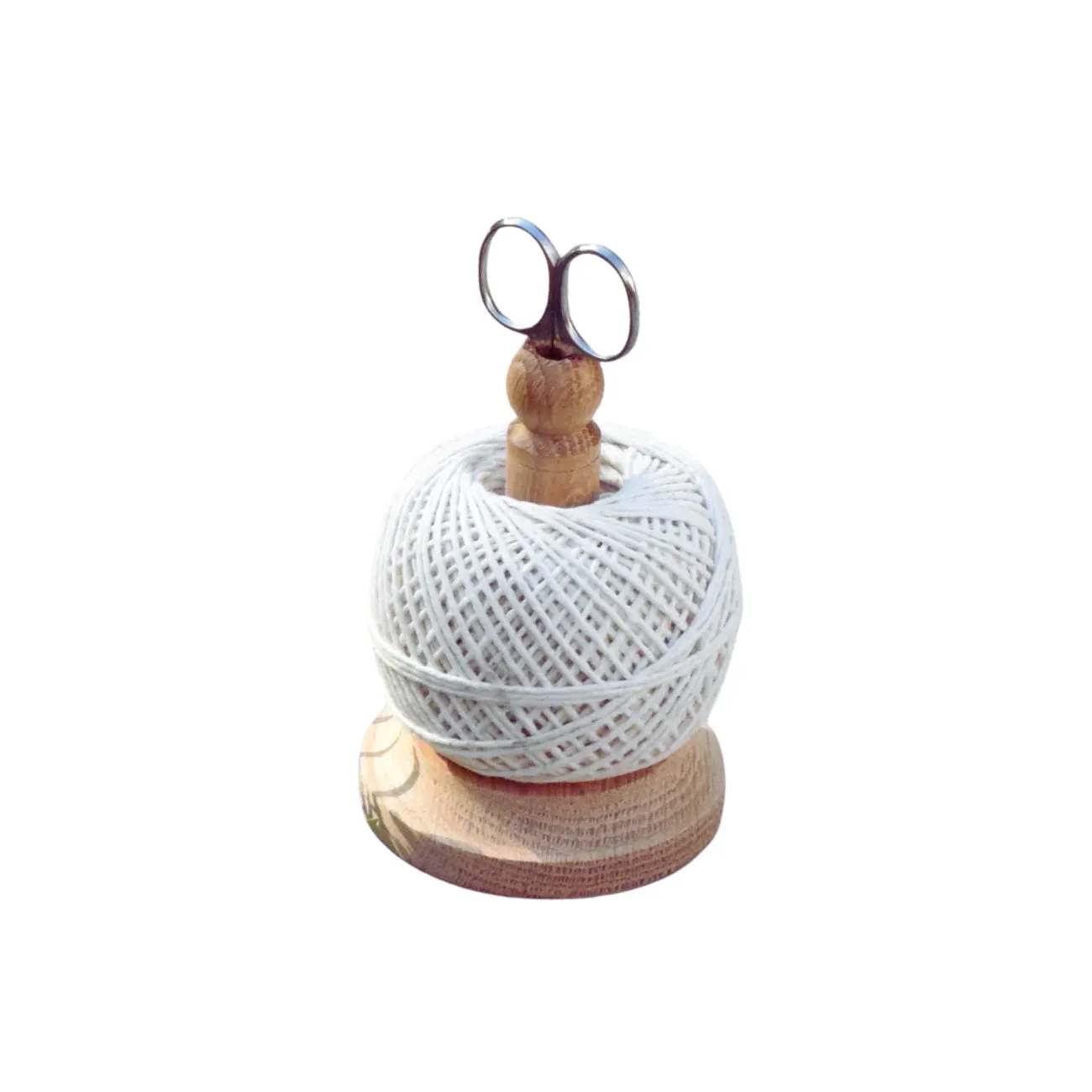 String Tidy with Scissors