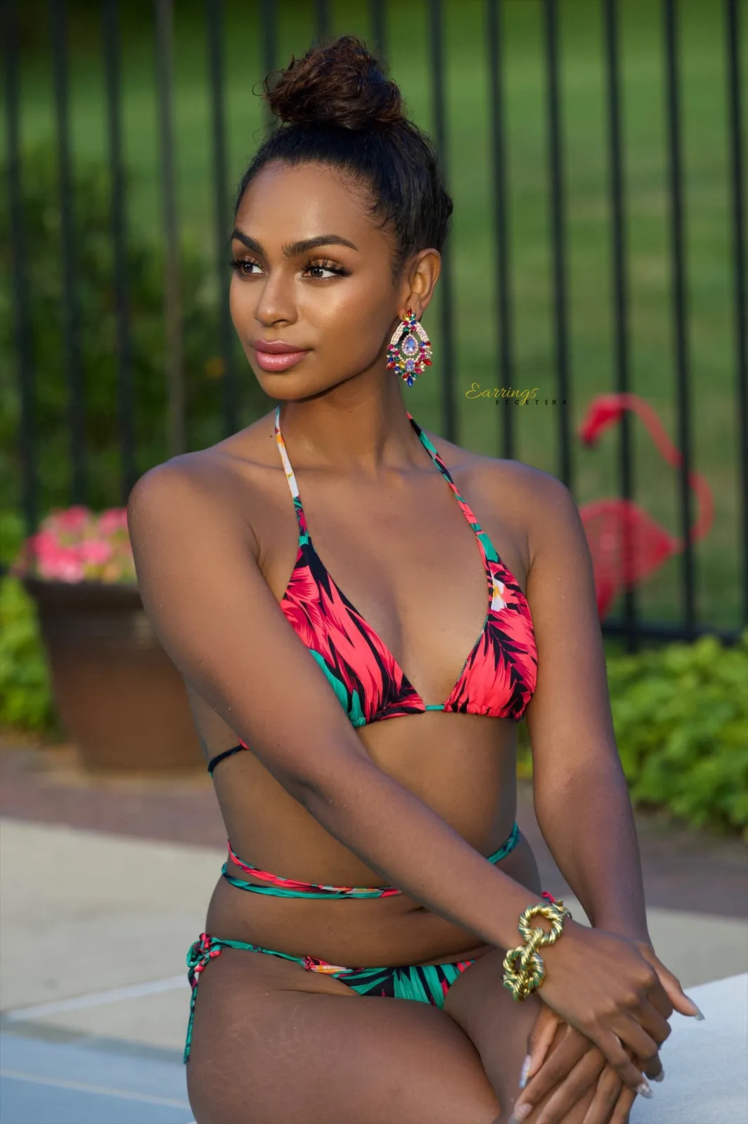 TAHITI STATEMENT EARRINGS