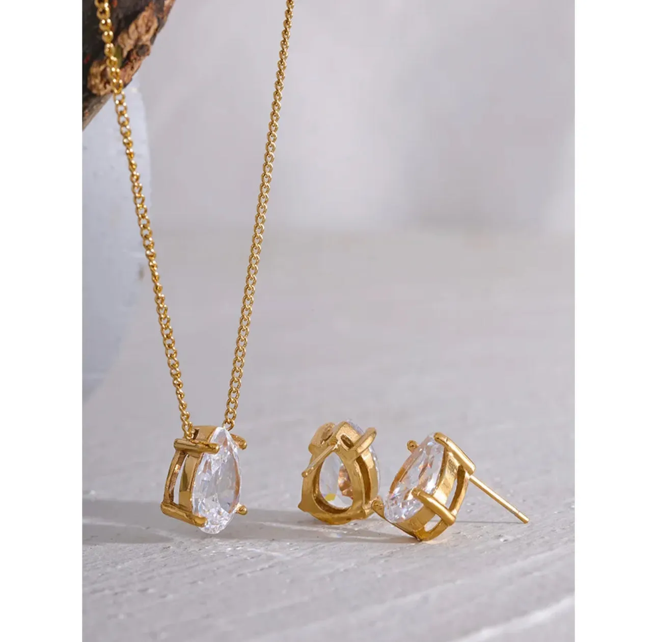 Tear Drop Pendant in Stainless Steel Necklace | Erika Williner Designs