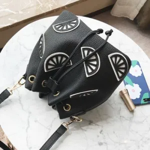 The lychee pattern shoulder bag.