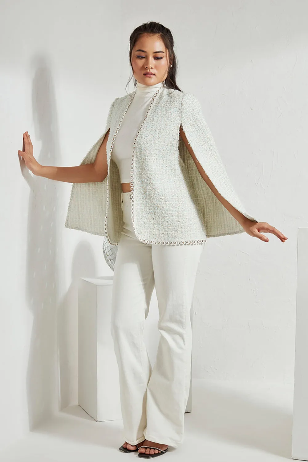 The Statement Cape