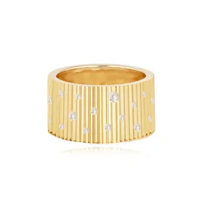 Thick Fluted Scattered Ring