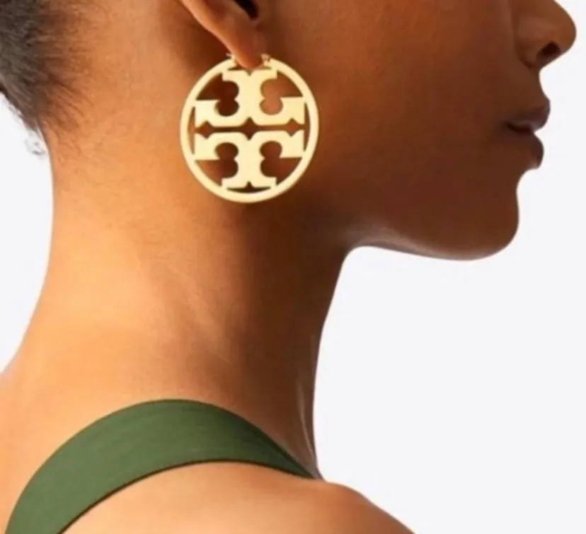 TIA HOOP EARRINGS