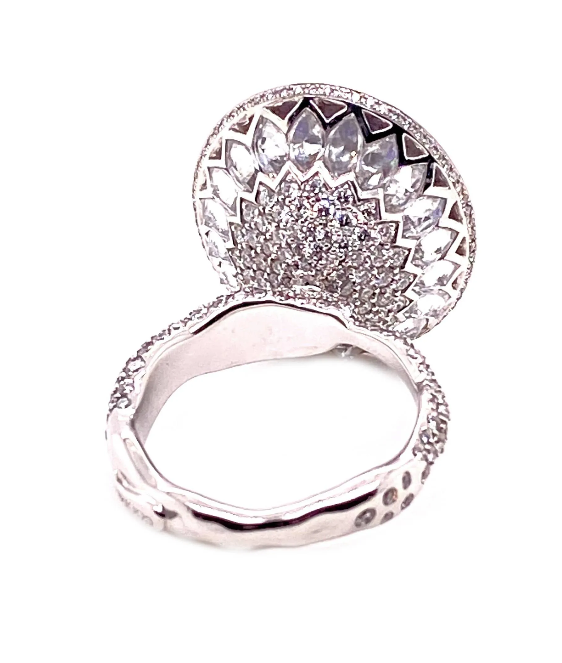 Trinity 18K Tanzanite Statement Ring