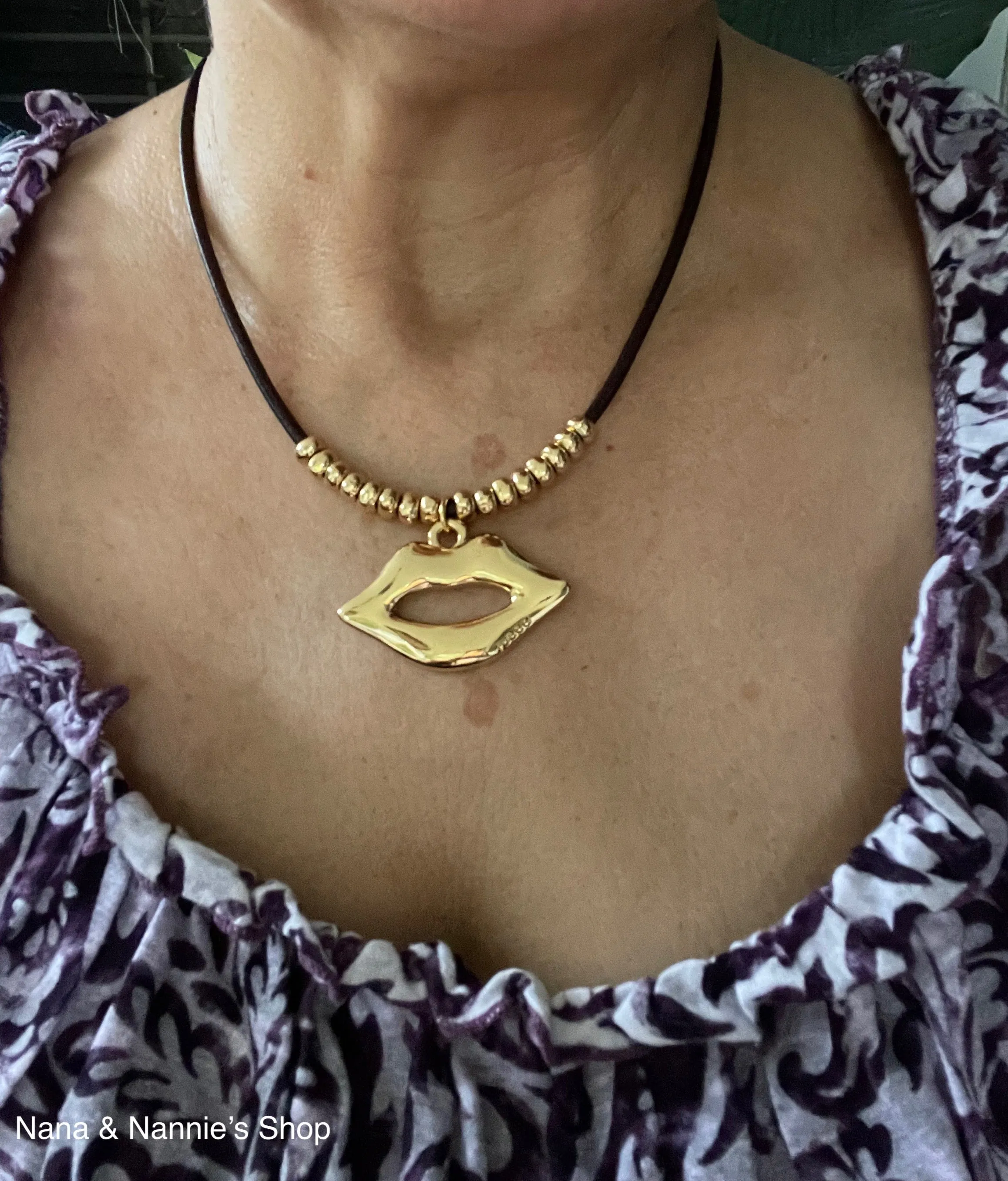 Tucco Necklace ( Kiss Me Collection)
