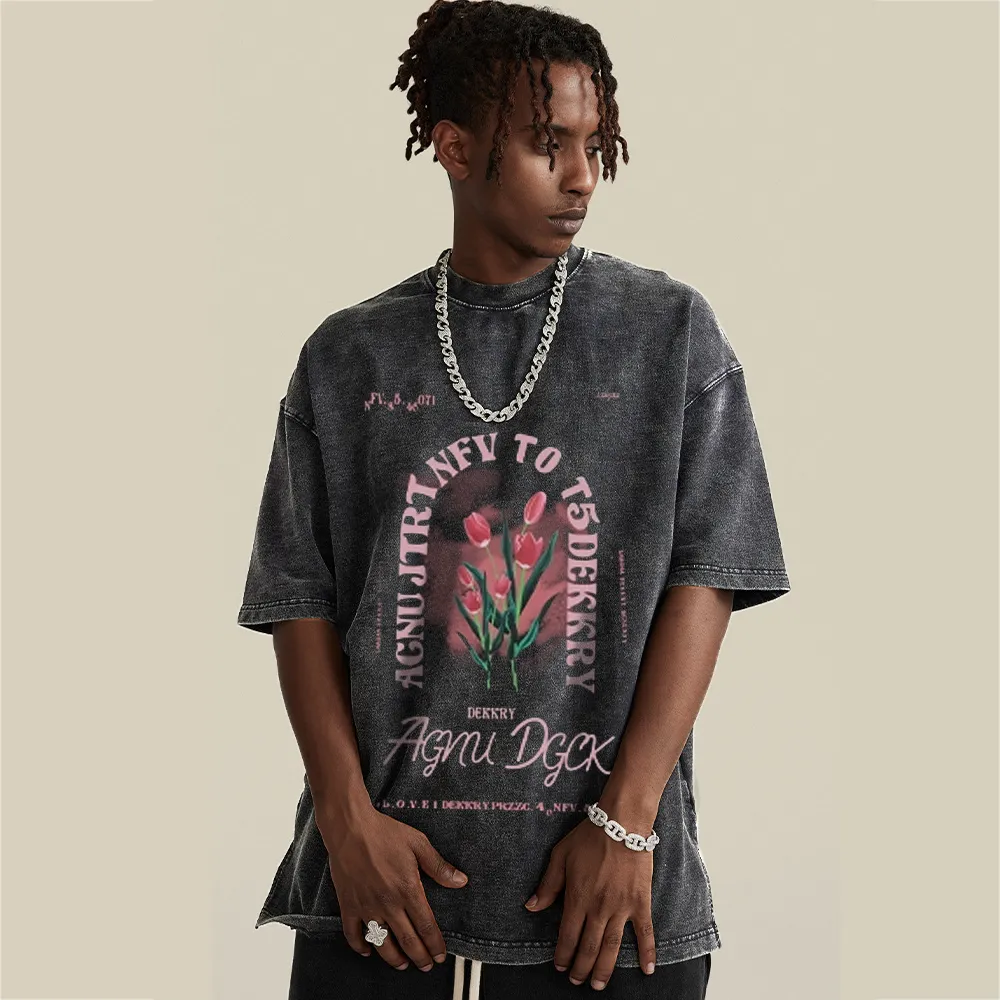 Tulip Graphic Distressed Cotton T-shirt