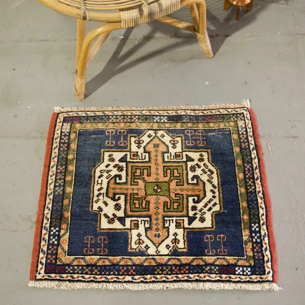 Vintage Mini Turkish Rug 23"x27.5"