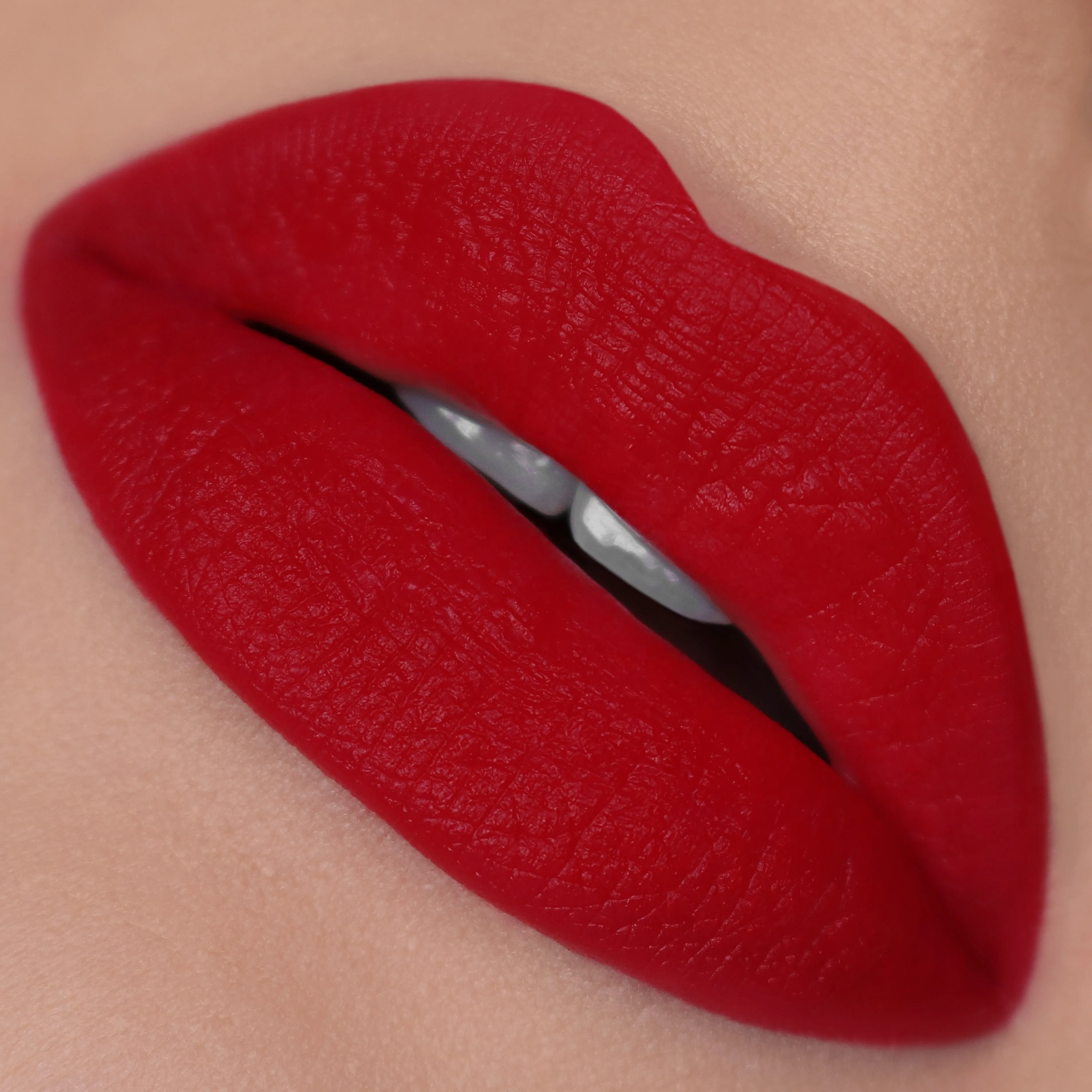 'Wildest Dreams' Bella Luxe Lipstick