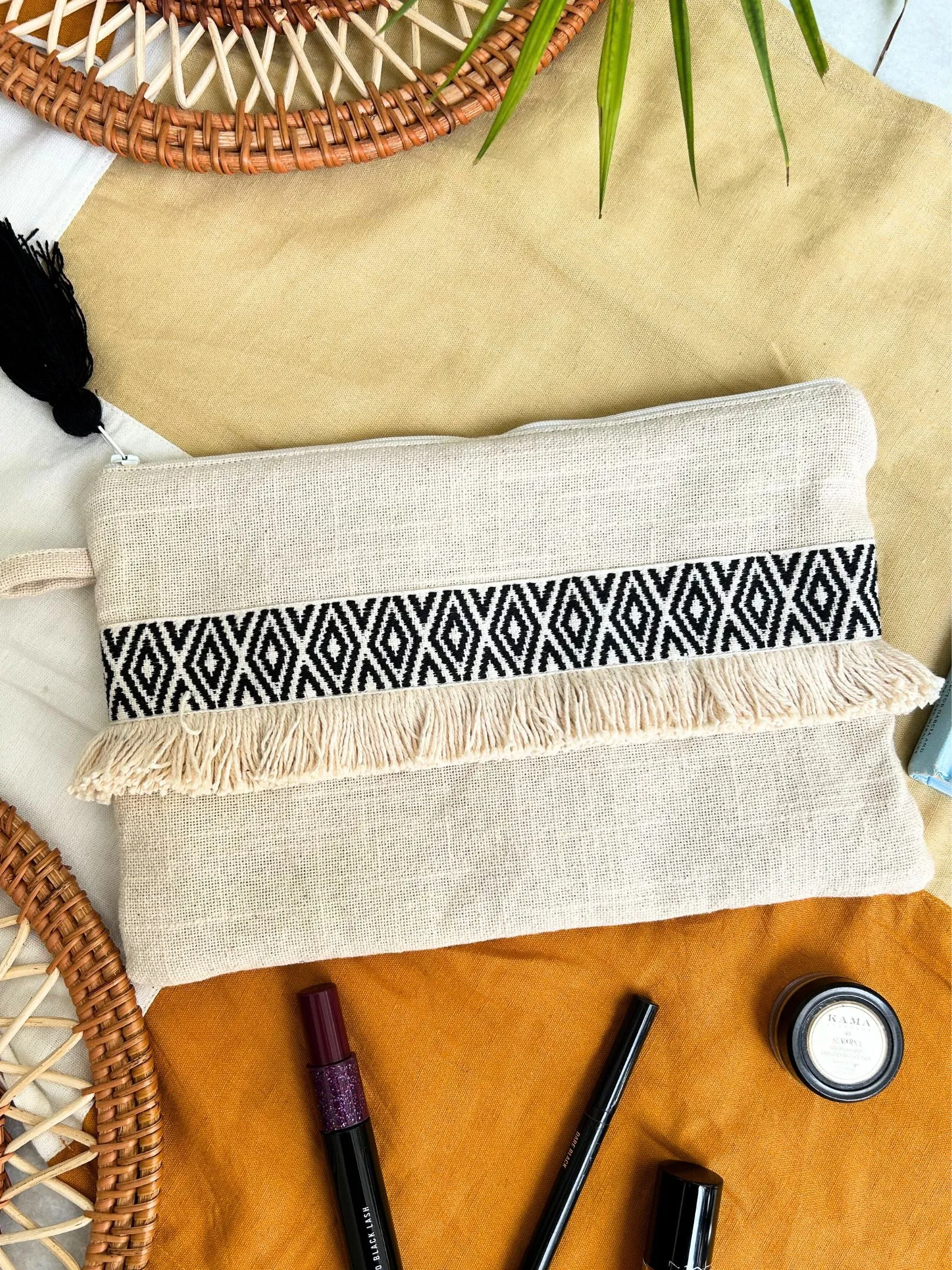 Yin Yang Pouch